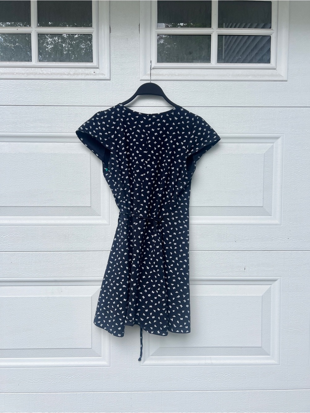Brandy Melville Navy Mini Wrap Stretch Dress with White Floral Print - Picture 4 of 5